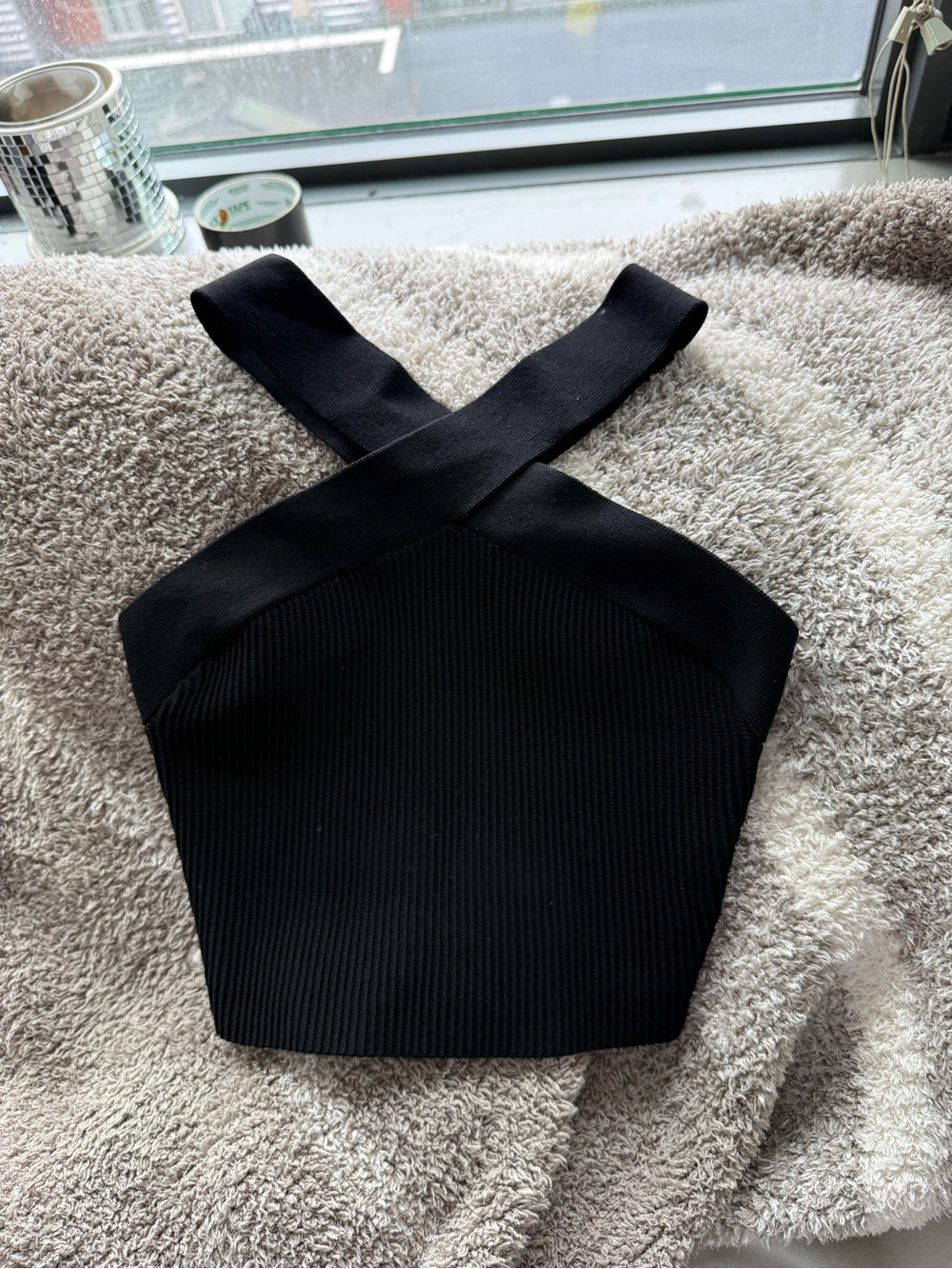 Aritzia Black sculpt knit Cross-Strap Ribbed Crop Top